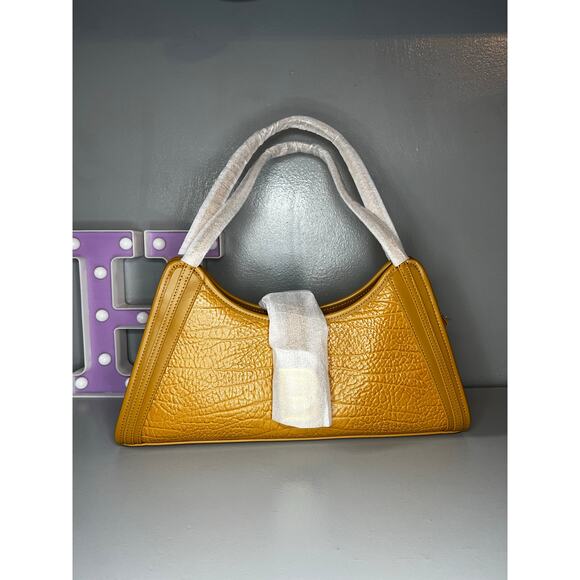 Brandon Blackwood  Jada Bag in Tan Leather with Gold Hardware - Picture 8 of 16
